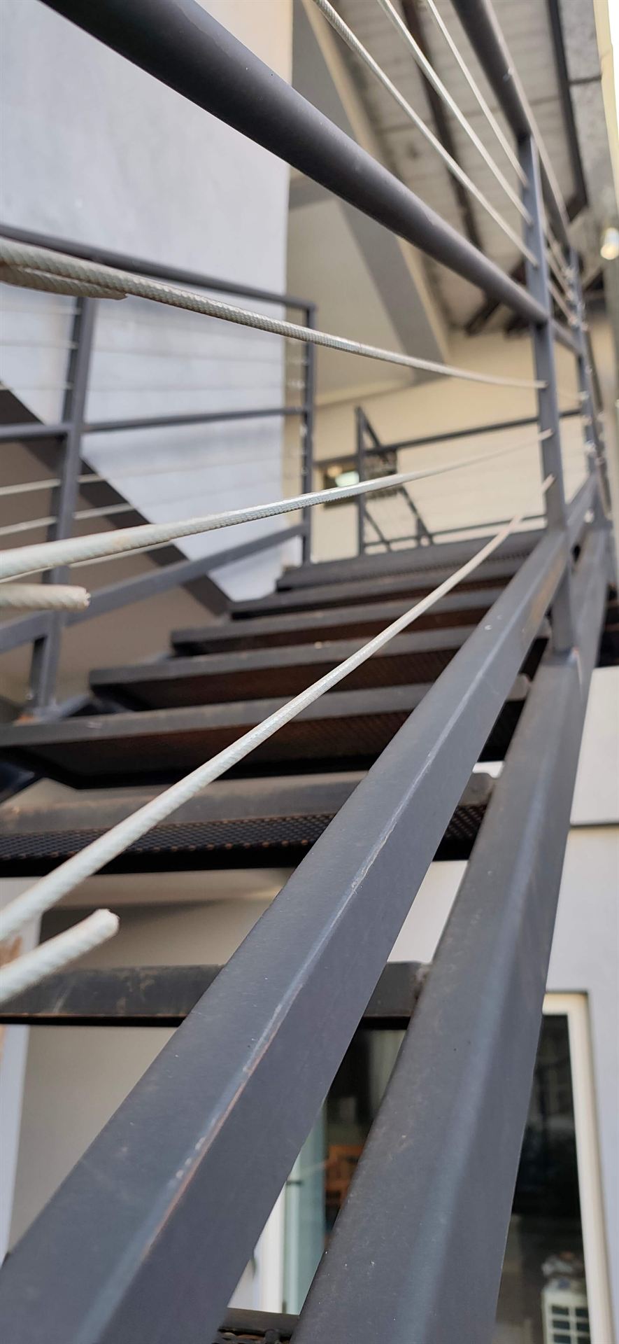 Escalera de acceso a la planta alta